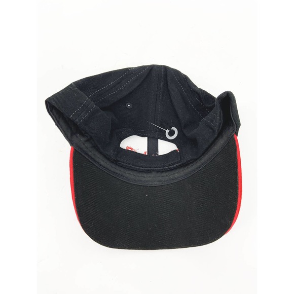 Scrubs Sportsman Strapback Cap Black Red Cap NWT - Picture 3 of 4